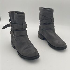 Maiden lane  Charcoal Ankle Boots Women suede combat 40 Festival grunge retro